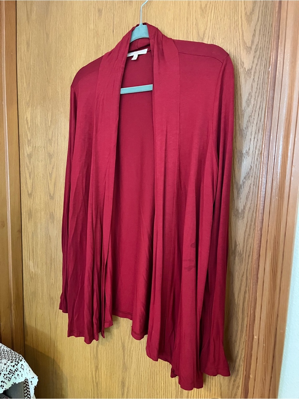 GG Collection Open-Front Red Cardigan - Picture 2 of 4